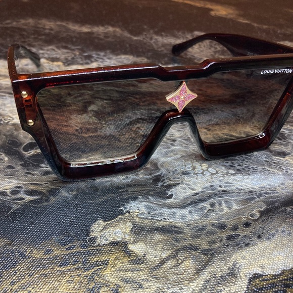 Cyclone Sunglasses - Picture 4 of 5